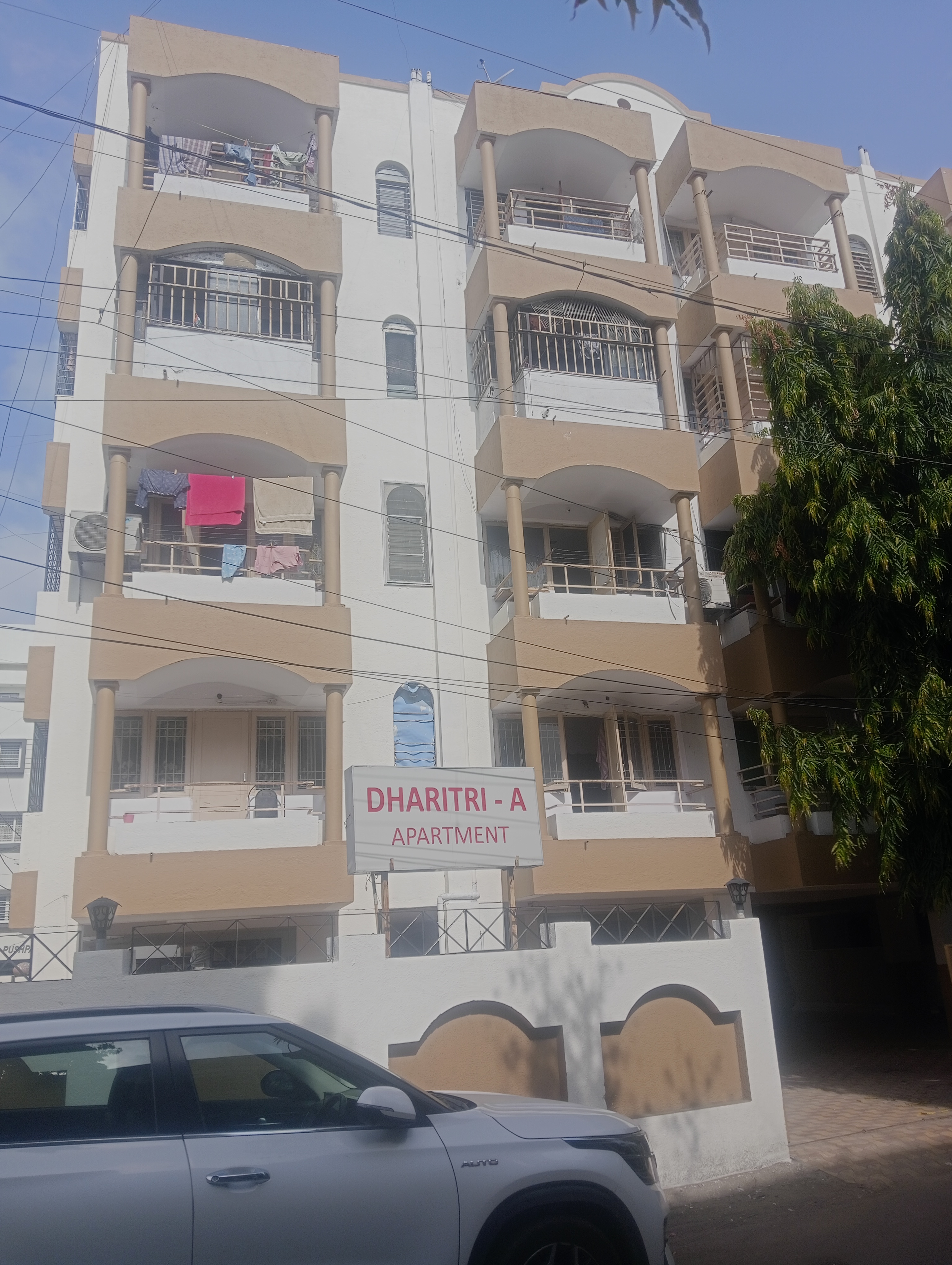 Sell 3 BHK flat